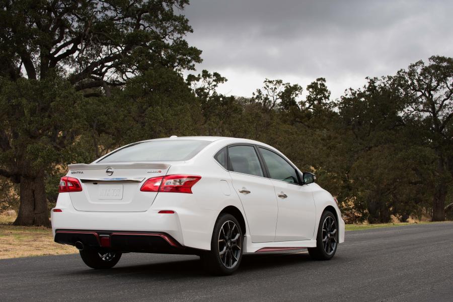  Nissan Sentra Nismo (B17) 2016 года  (фото 5 из 45)